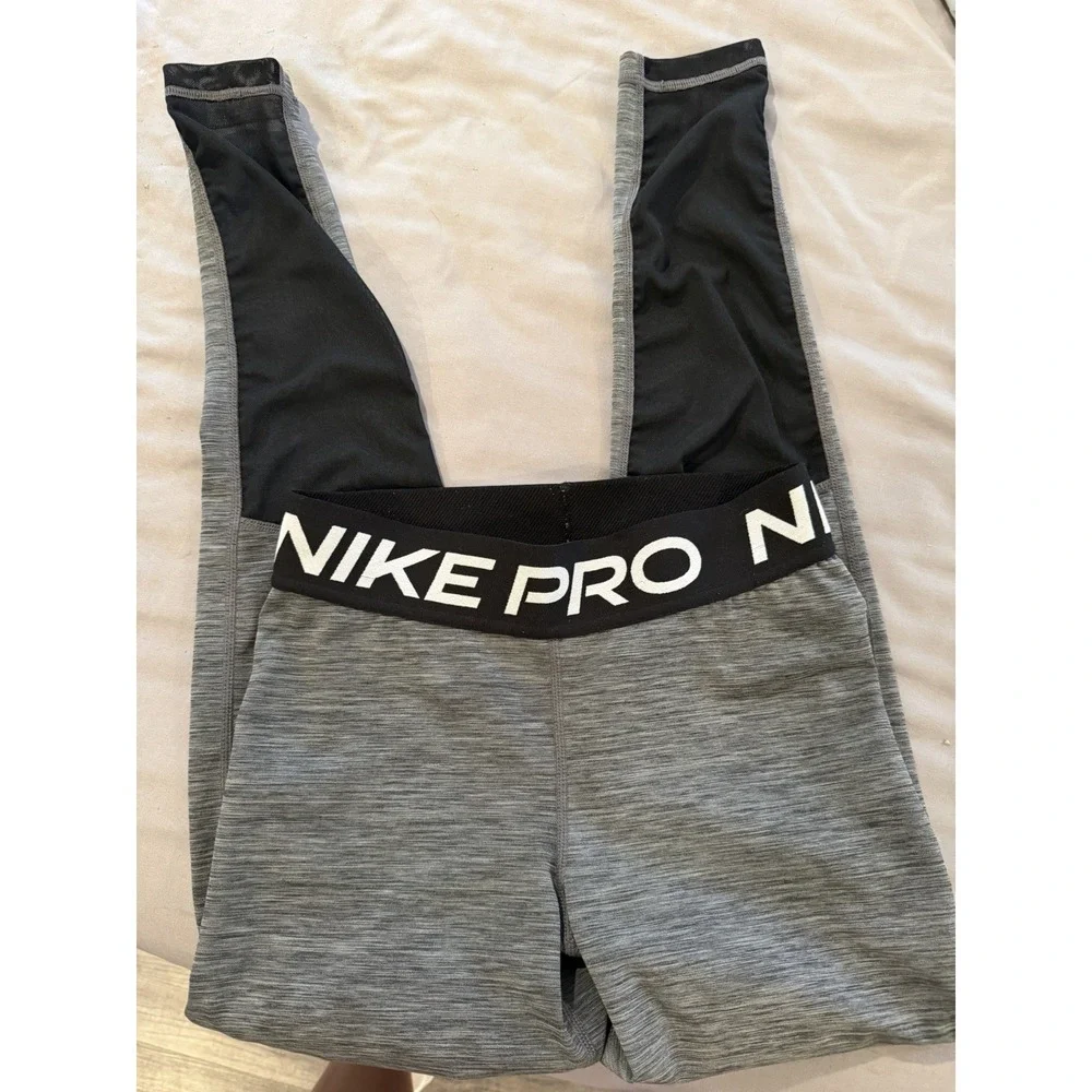 Nike Pro Dri-Fit Women's S Gray Heathered Leggings Athletic Performance